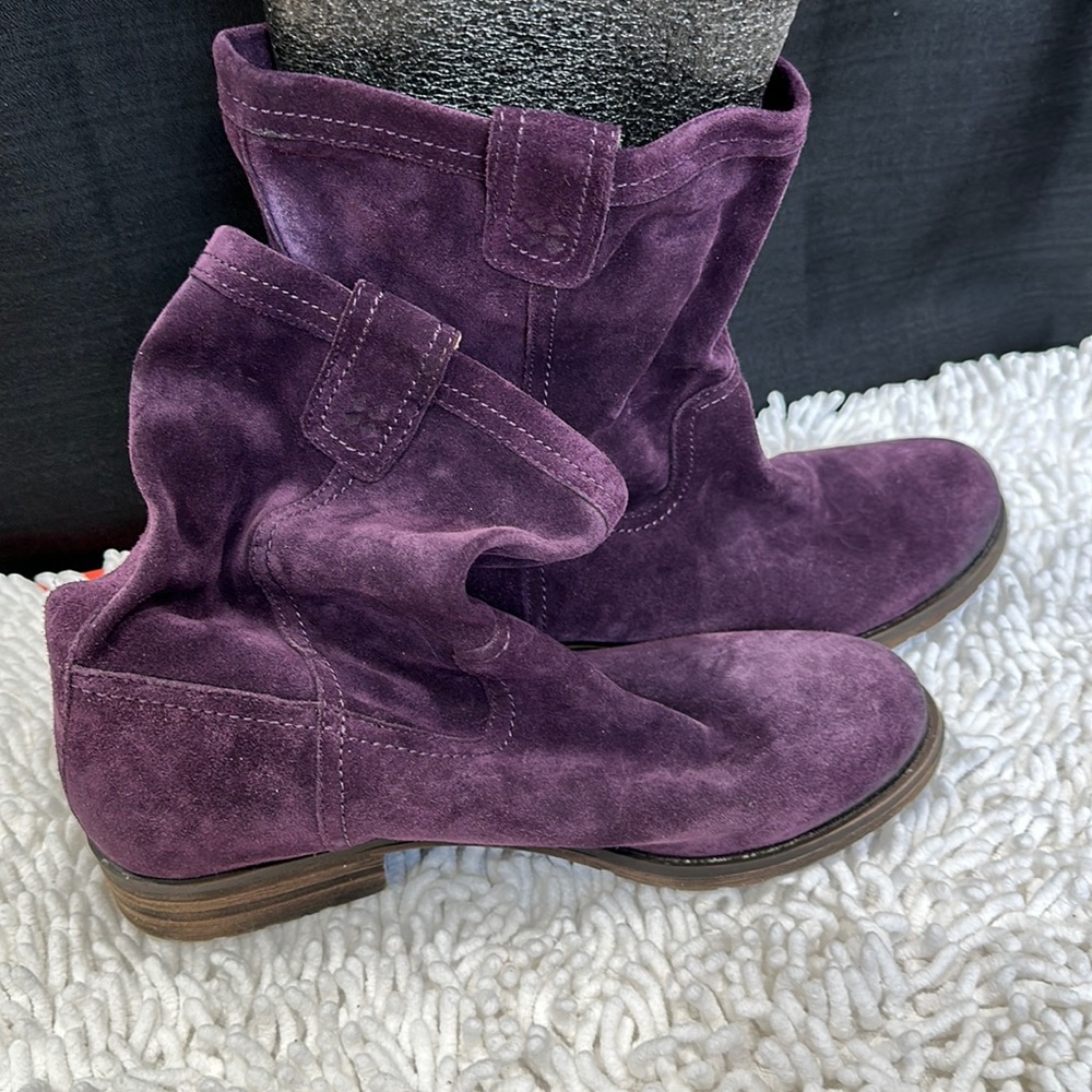 Naturalized Purple Suede Boots